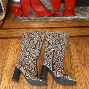 Snakeskin Pattern Knee-High Boots